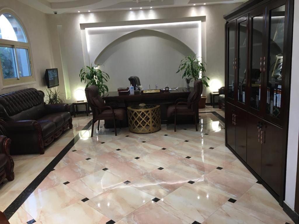 Al Rahaba Palace Furnished Units Hawaya Esterno foto